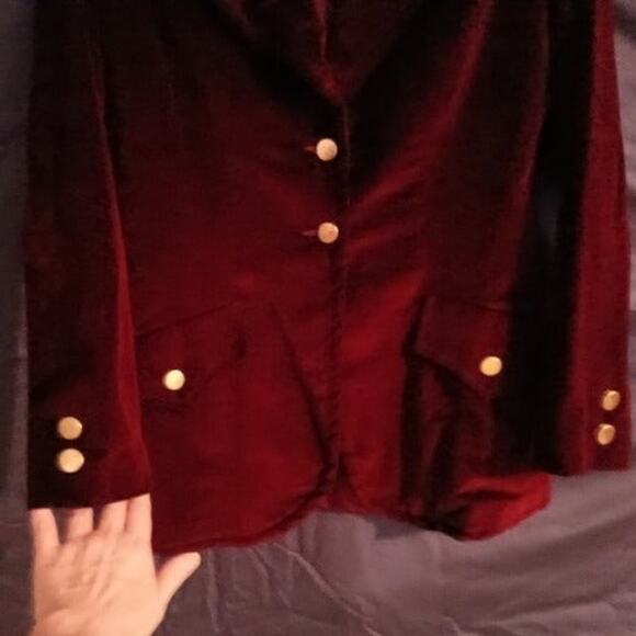 Rich Reddish Purple Velvet Coat from the 1970s  Unisex. - Picture 5 of 10